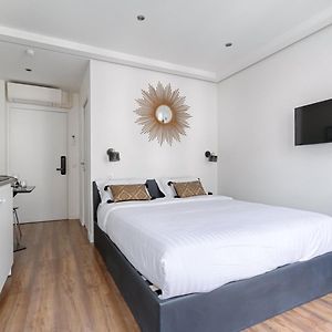Studio met een King Size Bed